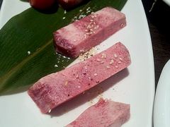 厚切牛舌-金柚子韩国烤肉(威宁路店)