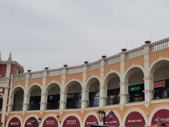 -佛罗伦萨小镇广佛名品奥特莱斯(疏港路店)