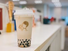 -喜茶(上海打浦桥日月光gelato lab+店)