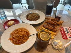 -必胜客(威高广场店)