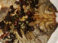 香煎武昌鱼-刘胖子家常菜·蹄花焖藕(中南店)