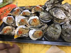 -蚝哥花姐湛江烤生蚝(美丽湾市场店)