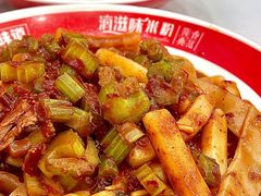 -滴滋味·新疆炒米粉·炒三凉(乌市总店)
