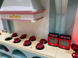 -奈尔宝家庭中心·亲子餐厅(鄞州万达店)