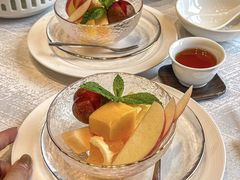 -景月阁空中食府(希尔顿酒店)