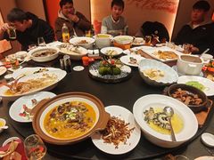 -新天明砂锅鱼头煲