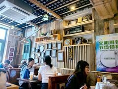 -蜗牛小馆醉乡民谣云南菜(惠新西里店)