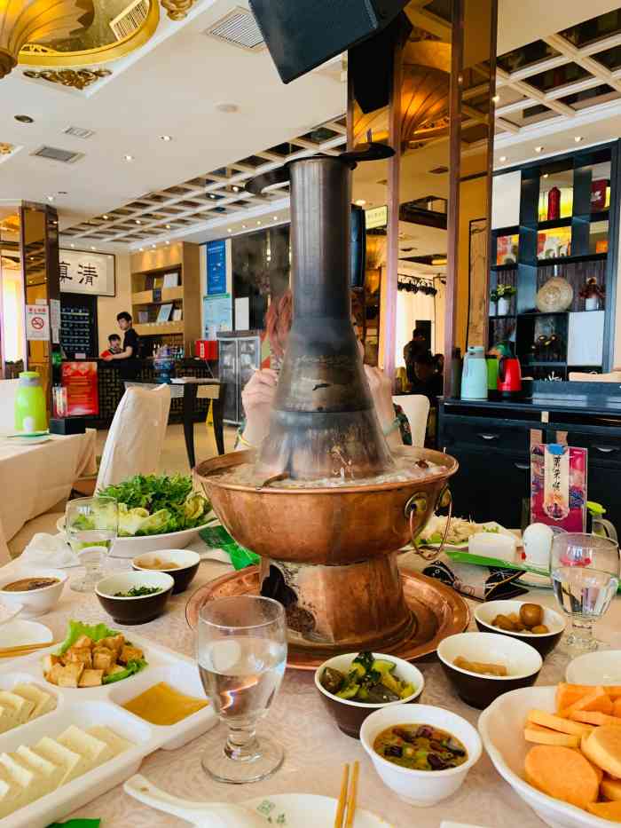 东来顺(南湖店)-"#一家吃铜锅火锅的地方# 铜锅涮羊肉,搭.