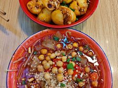 -拐枣巷小串串(财大店)