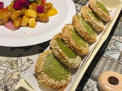 -绿茶餐厅(经开永旺店)