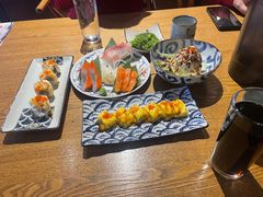 -泰居酒屋日式料理烧肉