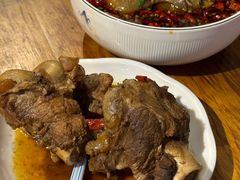 -李双猪·小龙虾·烧烤·羊肉煲(乐山店)