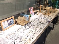 -Trend1881视光·蔡司视觉(领展广场店)