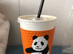 -熊猫一间店欧式奶茶铺