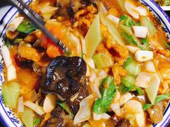 -蓝田九大碗民俗食府(蓝田店)