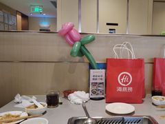-海底捞火锅(宝龙广场夜宵主题店)