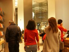 -Apple零售店(华贸购物中心店)