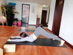 -Yvon yoga 瑜伽·精准体态管理中心