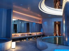 -涨巢·潮玩水疗局