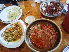 -吃香喝辣·地道衡东菜(南岳大庙店)