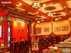 大堂-石头门坎