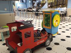 -LED LAND灯堡亲子餐厅(慈溪吾悦广场店)