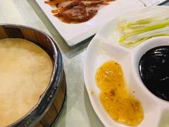 -阿三鱼头泡饼·家常菜