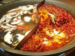 -四小区火锅·巷子里的重庆火锅(花照壁店)
