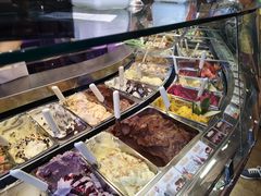 -Gelateria Dondoli