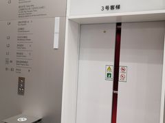 -上海世茂广场(南京东路店)