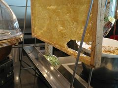 -圣丰索菲特·2 On 988 Café 自助餐厅