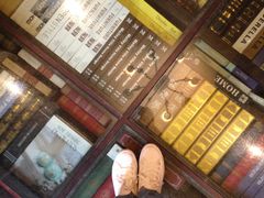 -钟书阁(松江泰晤士小镇店)