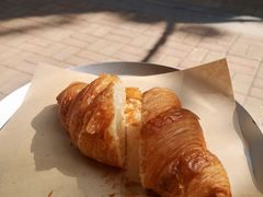 牛角面包-来回·咖啡(天河南店)