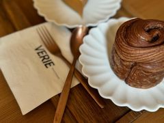 -VERIE BAKEHOUSE