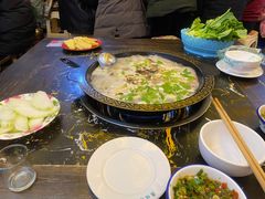 -尚品牛味汤锅火锅(康定总店)
