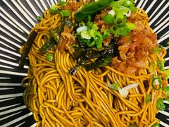 开洋葱油拌面-玖鲜小笼(中山广场店)