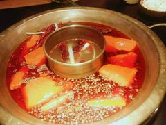 -王婆乔鲜鱼自助火锅(蜀汉路店)