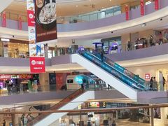 -宝龙城(杭州滨江店)