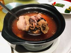 红菇煲土鸡-宣和苑(华侨新村店)