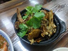 -亚忠小吃店(曾厝垵店)
