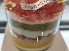 -山与蓝·轻糖鲜果蛋糕(勒泰店)