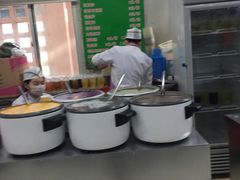 自助取餐区-清华澜园教工餐厅