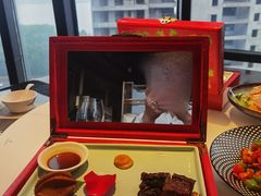 -江上荟·创意中国菜(绿地缤纷城店)