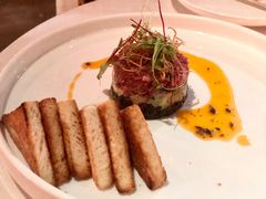 牛肉塔塔配牛油果黑橄榄酱-Solo(衡山路店)