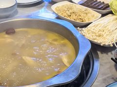 -光头药膳鸡(莱茵小镇店)