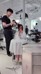 -SALON DE VANHADA