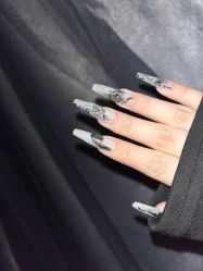 -U+nail优加专业美甲美睫