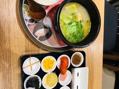 -妈妈故事米线(市府恒隆店)