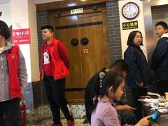 等位区-宗泉烤全羊·烤羊腿·家常菜(解放东路店)