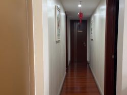 -Mamom club 慢会所(爱丁堡店)